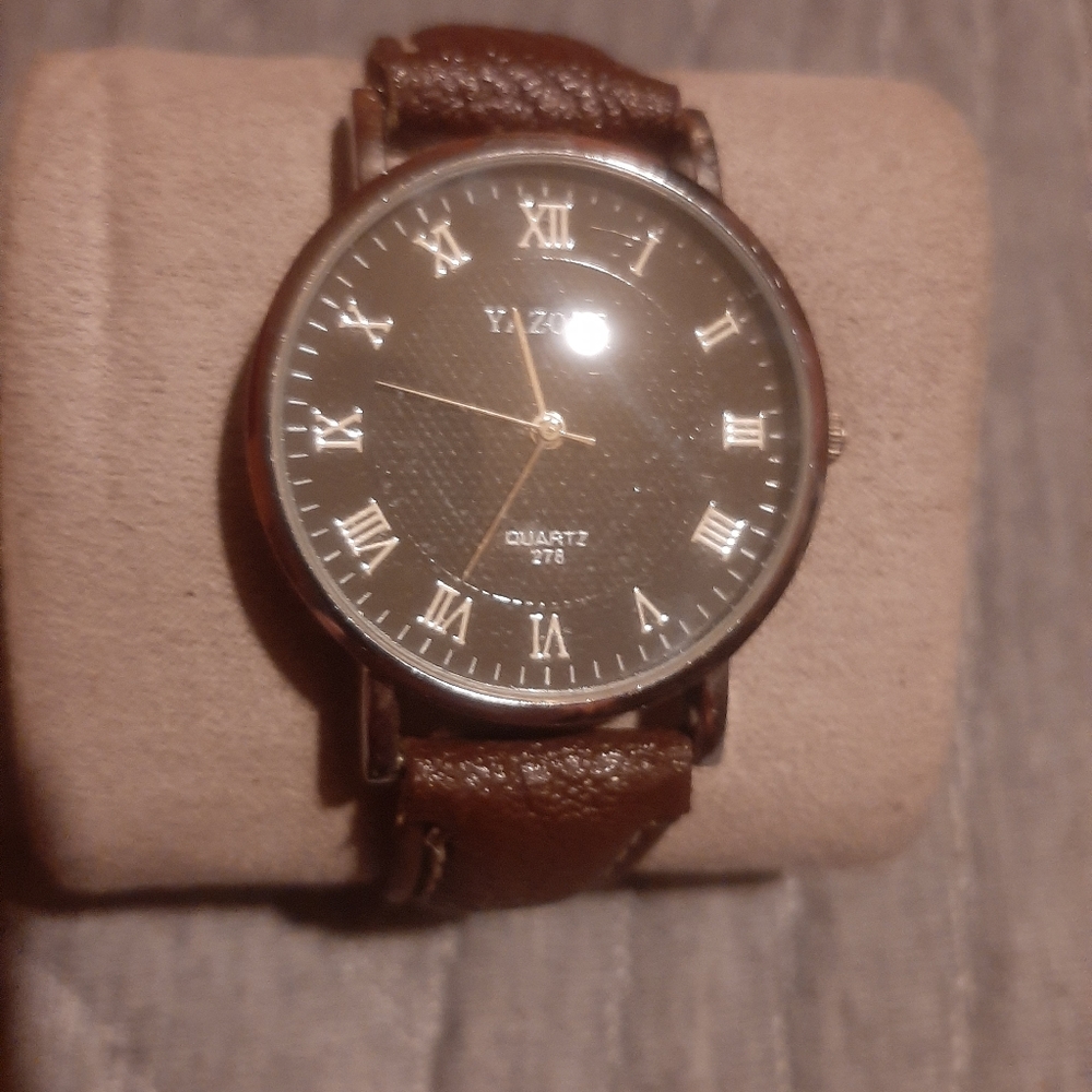 Yazole Quartz 278 Watch